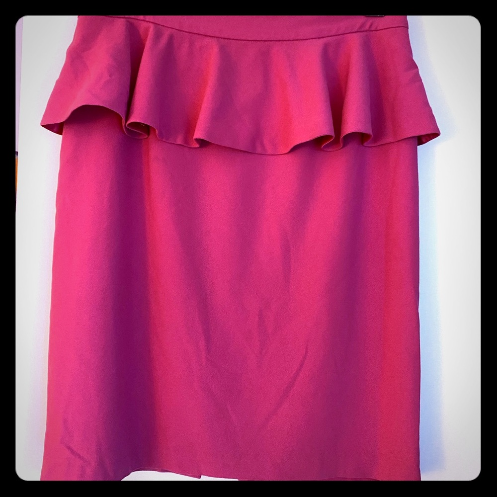 Alice + Olivia - peplum skirt pink!